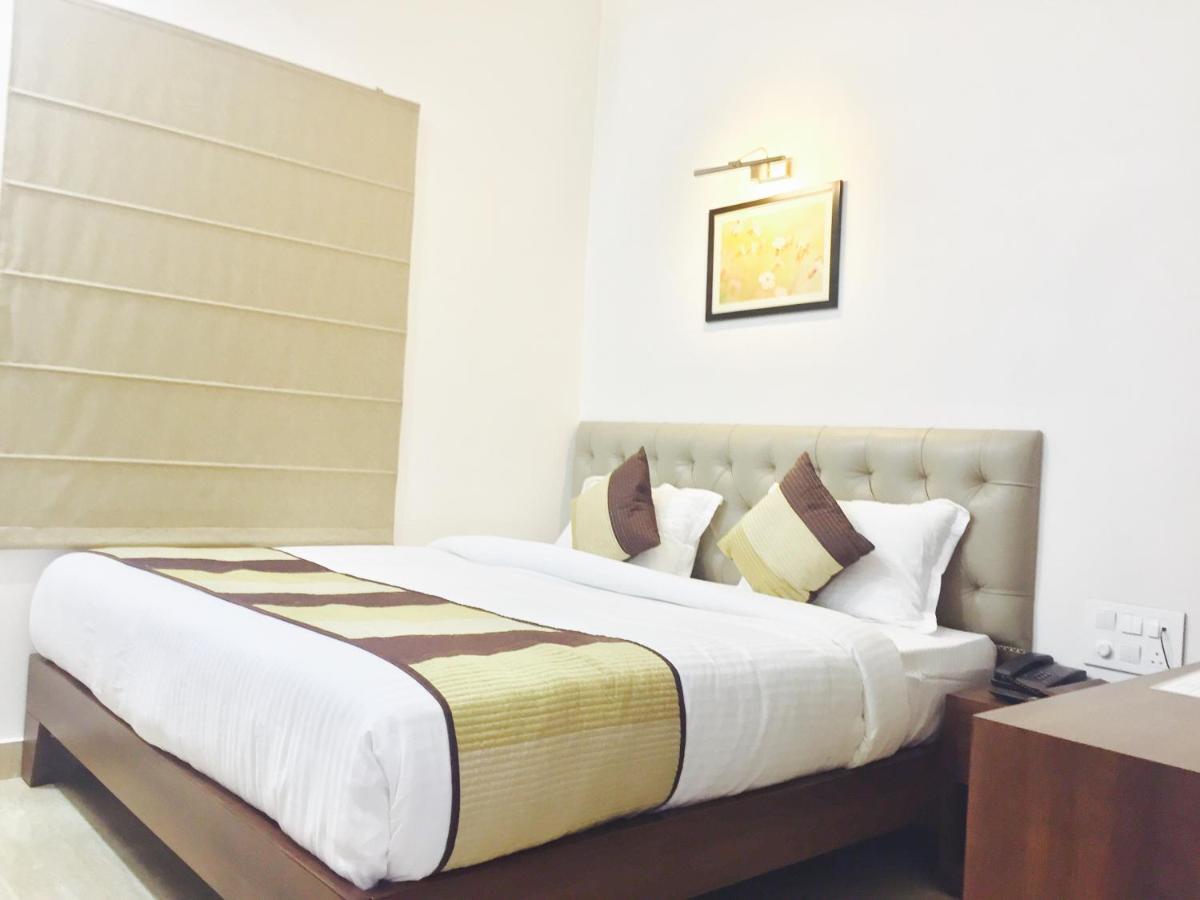 Hotel Ajmer Regency Екстер'єр фото